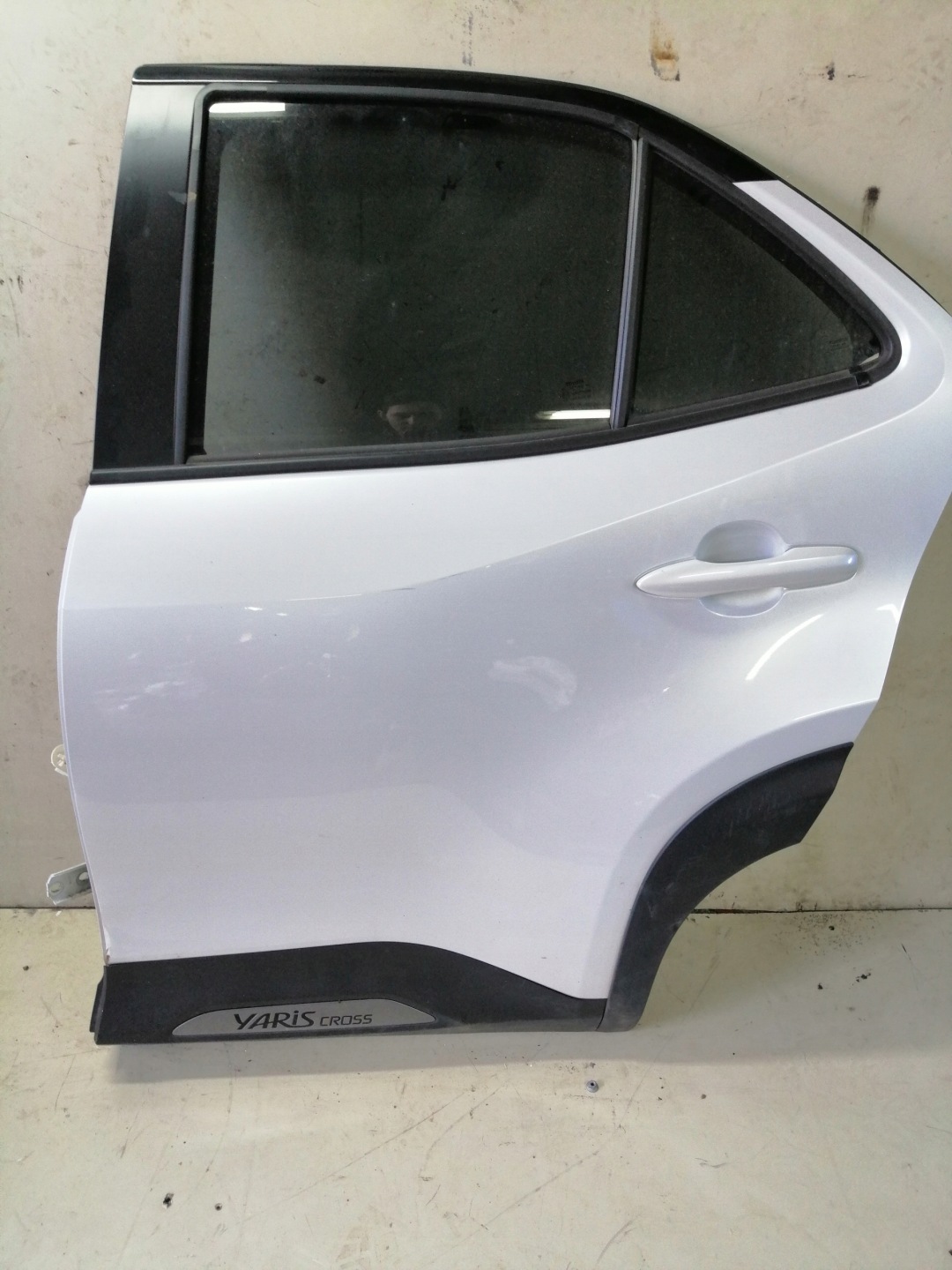 Toyota Yaris Cross XPB1F Tür Hinten Links Door Porta Porte - Thumbnail 1