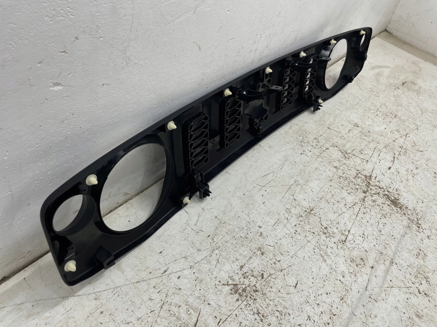 Suzuki Jimny I Kühlergrill FRONTGRILL Kühlergitter 7211178R0 - Thumbnail 7