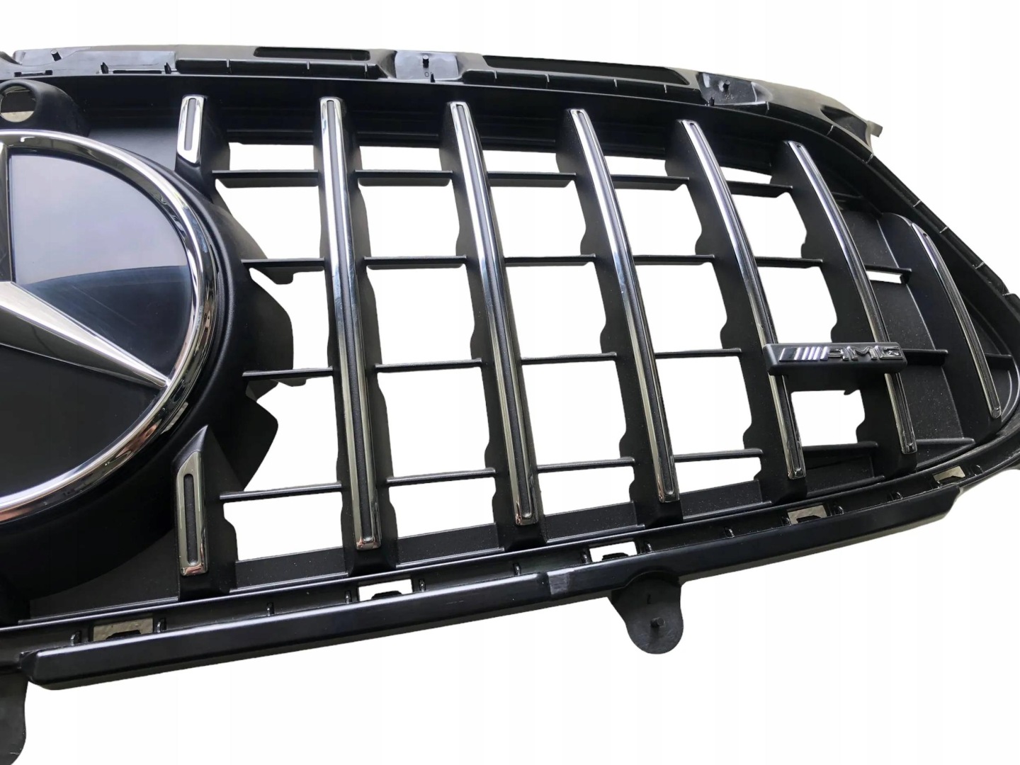 Mercedes-Benz GLA W247 Kühlergrill FRONTGRILL Kühlergitter A2478884101 - Thumbnail 5