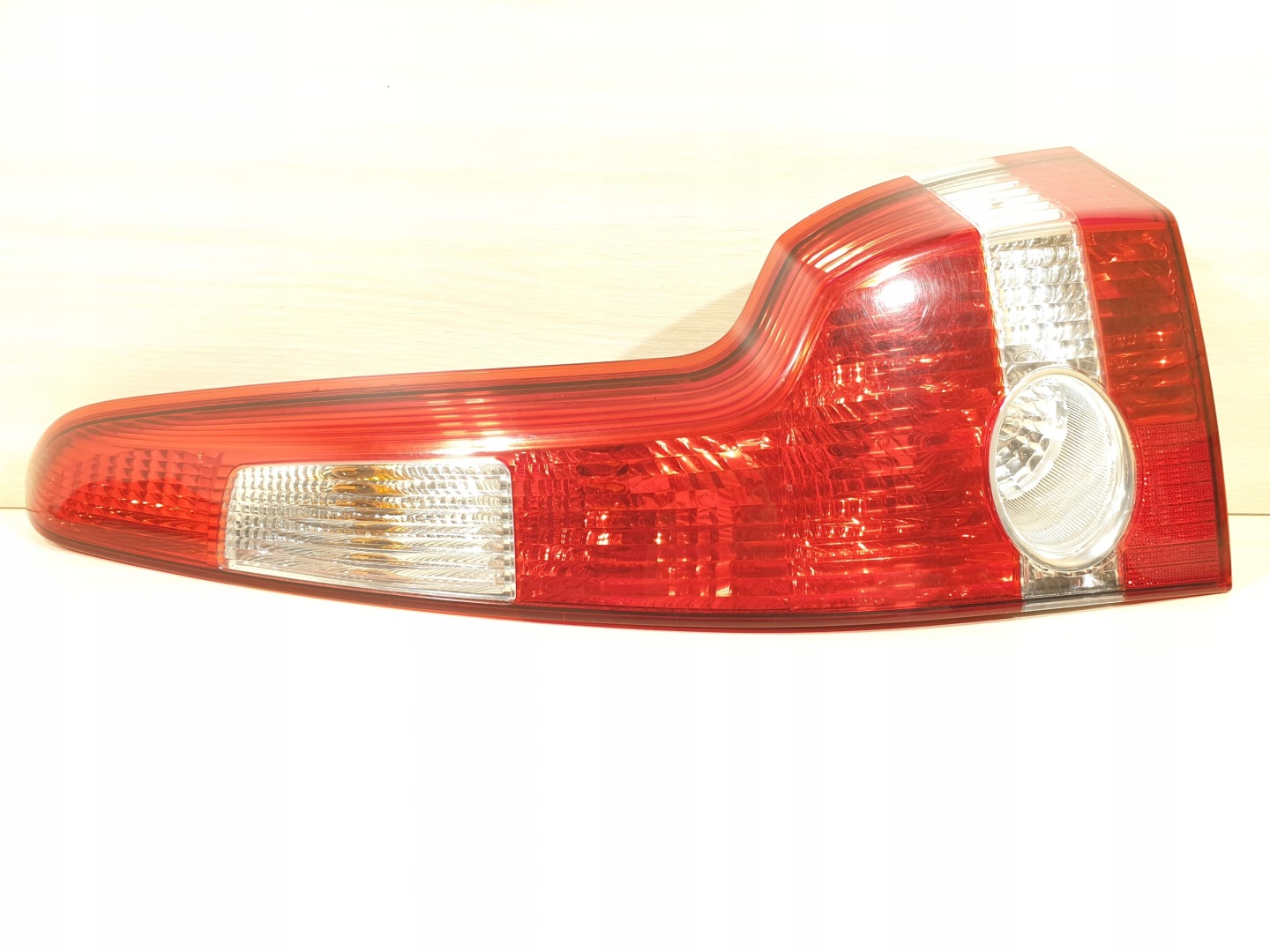 Volvo S40/S50/V40/V50 V50 Rückleuchte 30698921 Rearlamp - Thumbnail 1