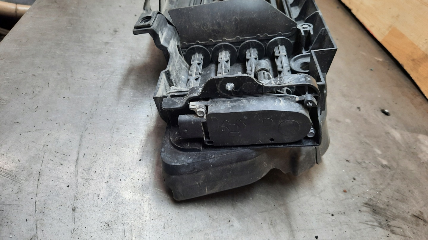 Volvo XC40 Kühlergrill FRONTGRILL Kühlergitter 31455422 - Thumbnail 11