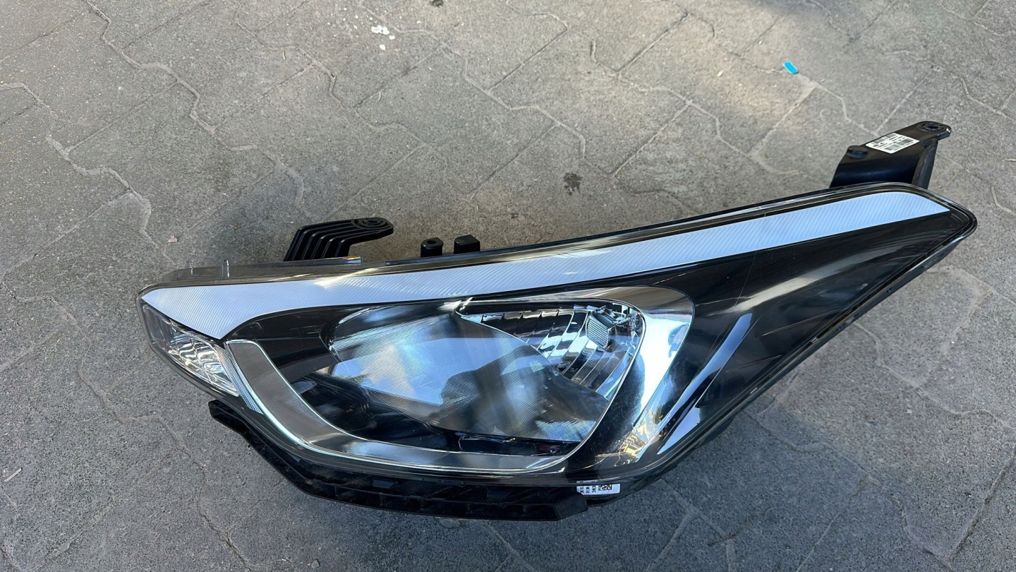 Frontscheinwerfer Hyundai i20 PB LED Links Scheinwerfer Headlight - Thumbnail 1