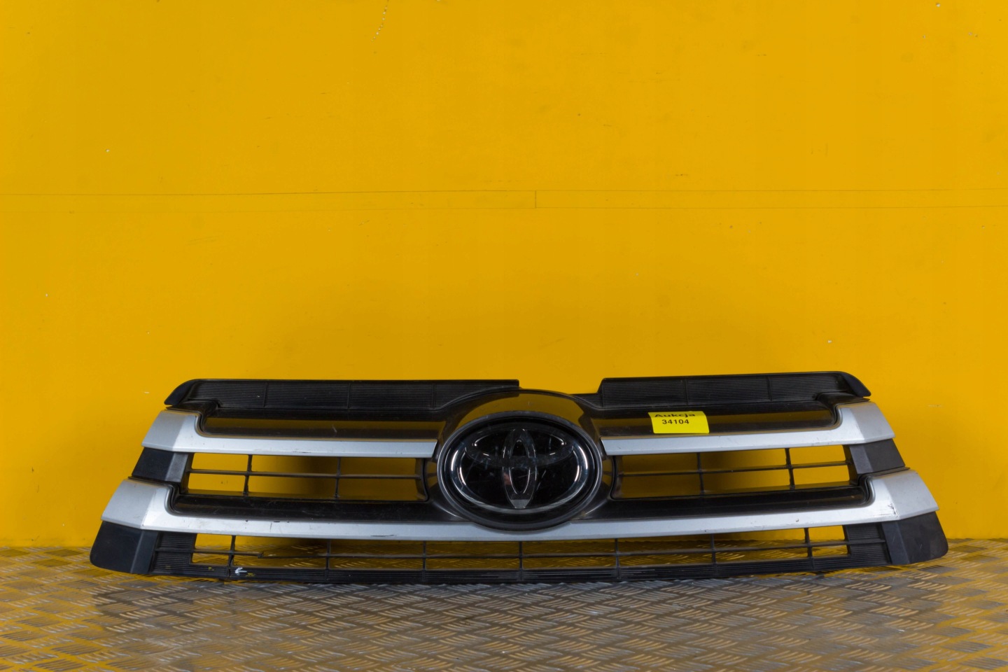 Toyota Highlander XU70 Kühlergrill FRONTGRILL Kühlergitter - Thumbnail 1