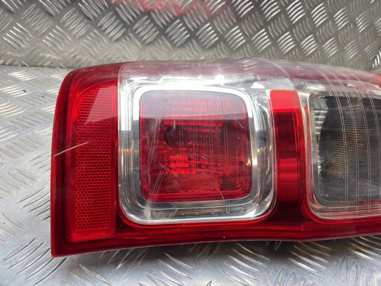 Ford Ranger 4 Mk4 Rückleuchte DB3913405AUTO Rearlamp - Thumbnail 3