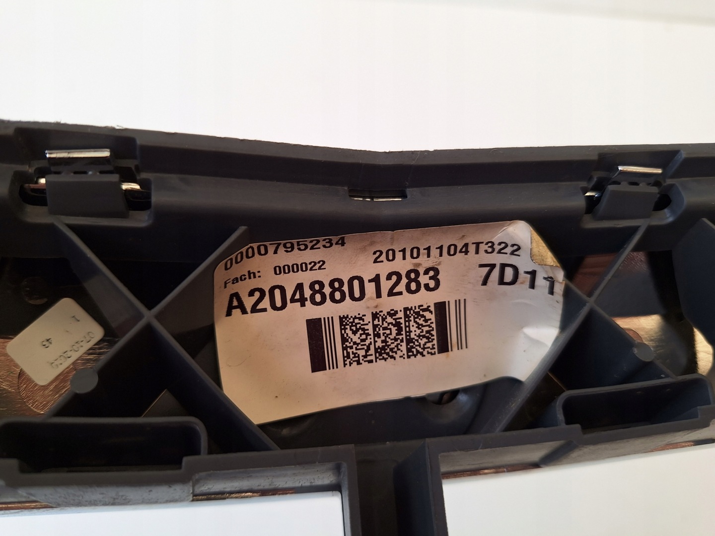 Mercedes-Benz C-Klasse W204 Kühlergrill FRONTGRILL Kühlergitter A2048801283 - Thumbnail 6