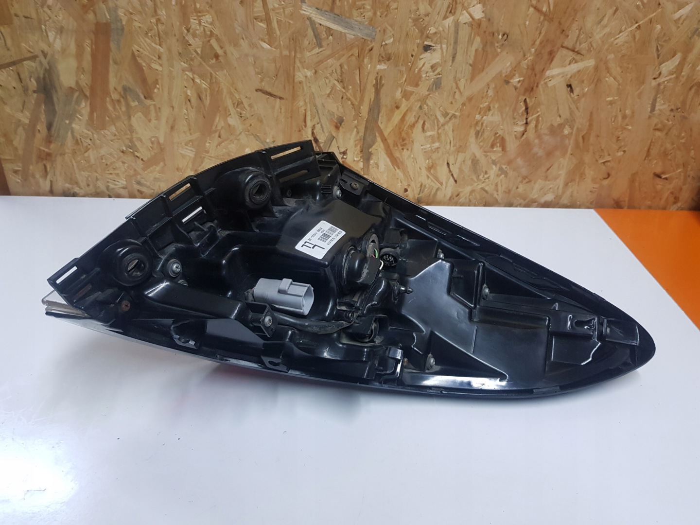 Toyota C-HR X20 Rückleuchte 81560F4030R Rearlamp - Thumbnail 3