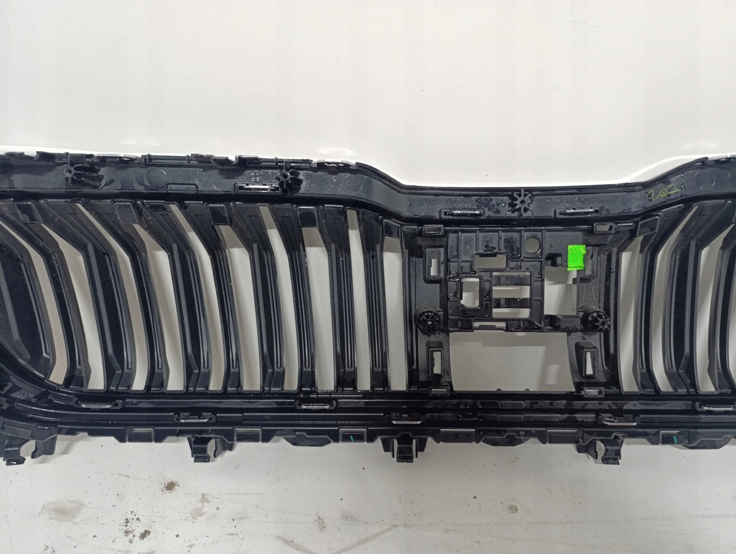 Skoda Kodiaq 565 Kühlergrill FRONTGRILL Kühlergitter 565853653 - Thumbnail 10