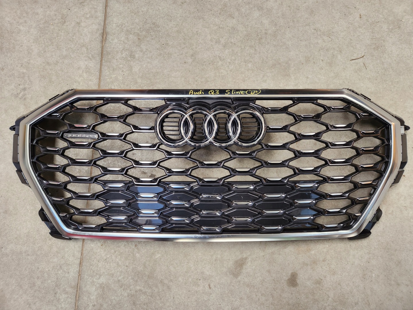 Audi Q3 Kühlergrill FRONTGRILL Kühlergitter 83F853651A - Thumbnail 1