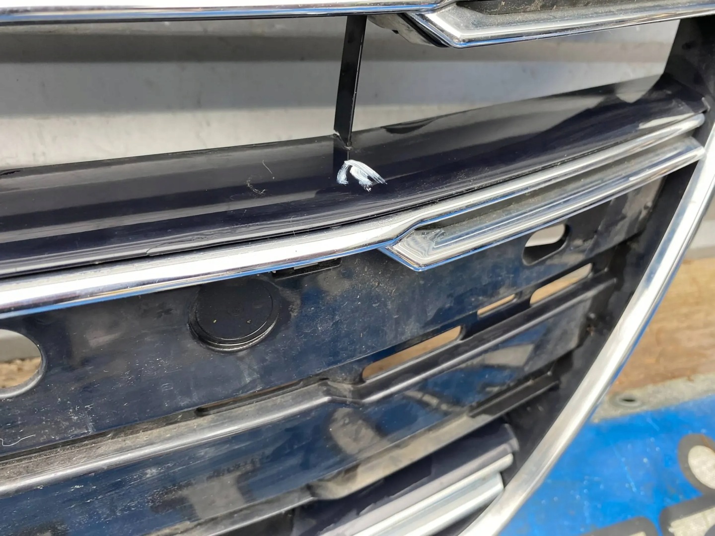 Audi A8 Kühlergrill FRONTGRILL Kühlergitter 4N0853651J - Thumbnail 9