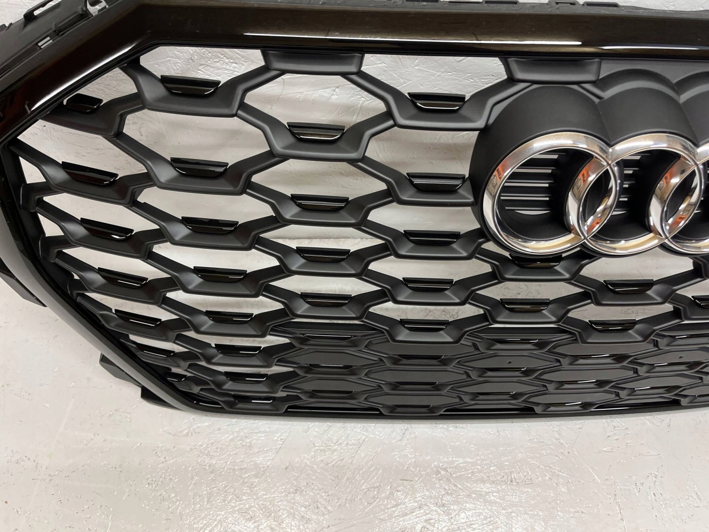 Audi Q3 Kühlergrill FRONTGRILL Kühlergitter 83F853651 - Thumbnail 11