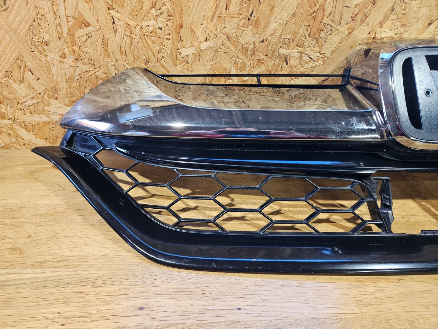 Honda CR-V Jazz GR Kühlergrill FRONTGRILL Kühlergitter - Thumbnail 2