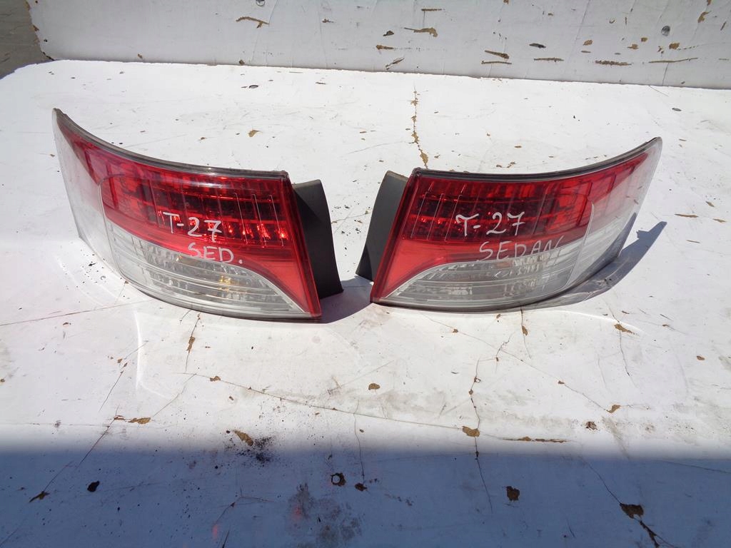 Toyota Avensis T27 Rückleuchte Rearlamp - Image 1