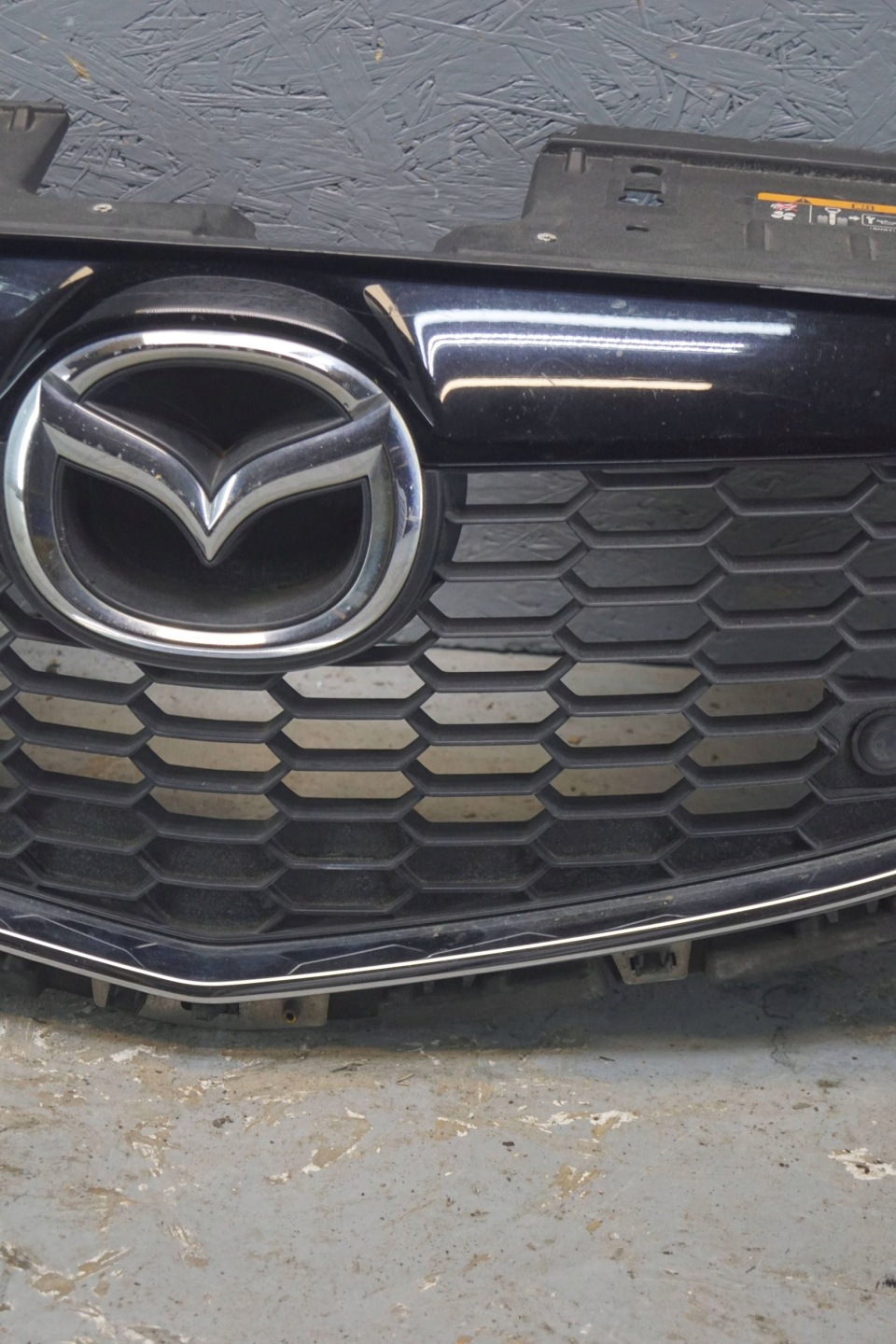 Mazda CX-5 KF Kühlergrill FRONTGRILL Kühlergitter KD4550712 - Thumbnail 9