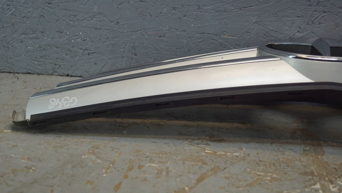 Mercedes-Benz C-Klasse W204 Kühlergrill FRONTGRILL Kühlergitter A2048800023 - Thumbnail 10