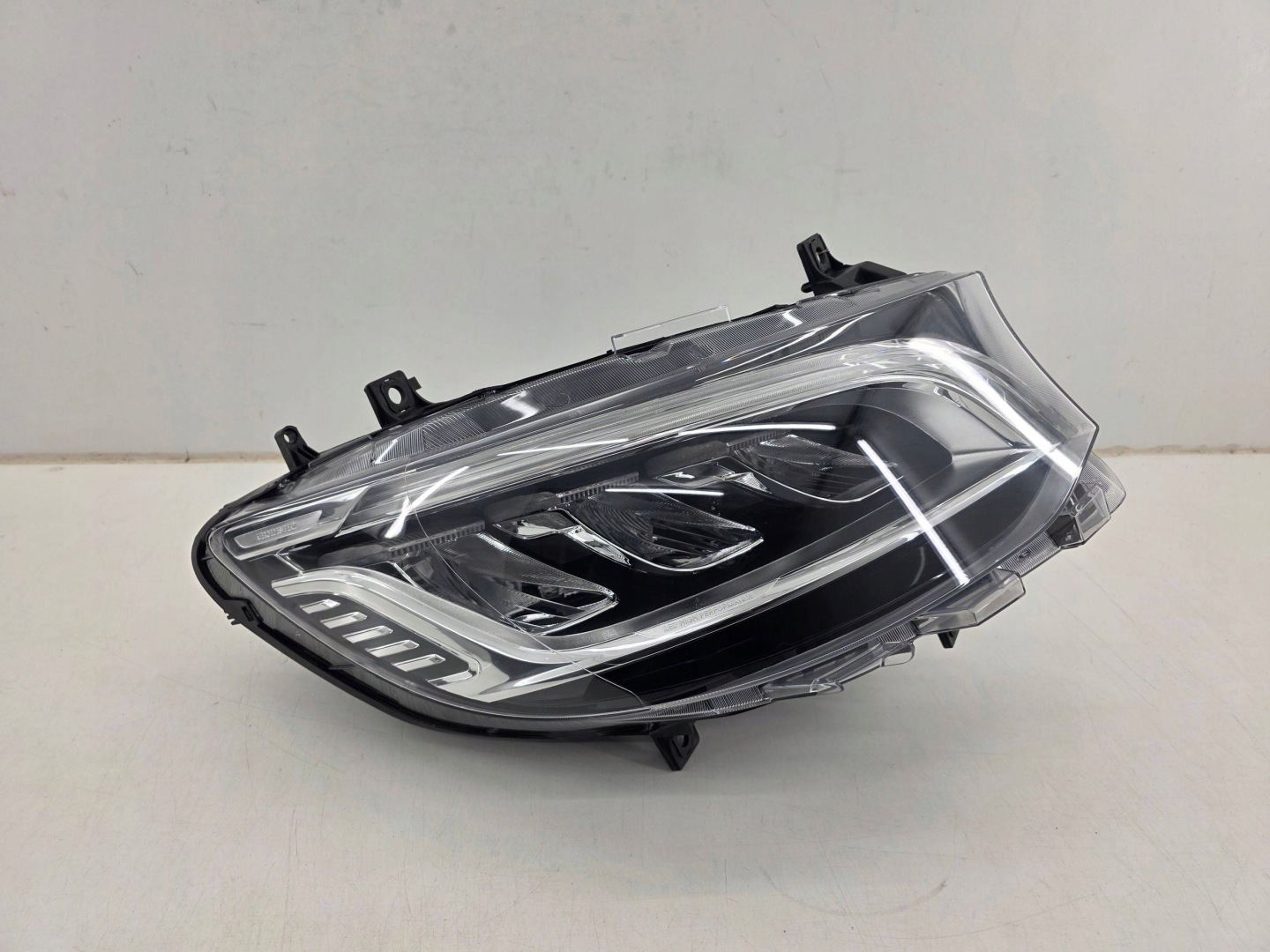 Frontscheinwerfer Mercedes-Benz Sprinter W910 A9109060001 LED Links Headlight - Thumbnail 2