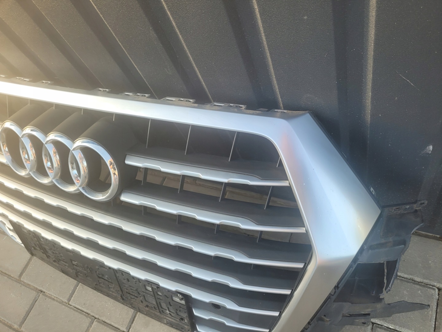 Audi Q7 Kühlergrill FRONTGRILL Kühlergitter 4M065365 - Thumbnail 5