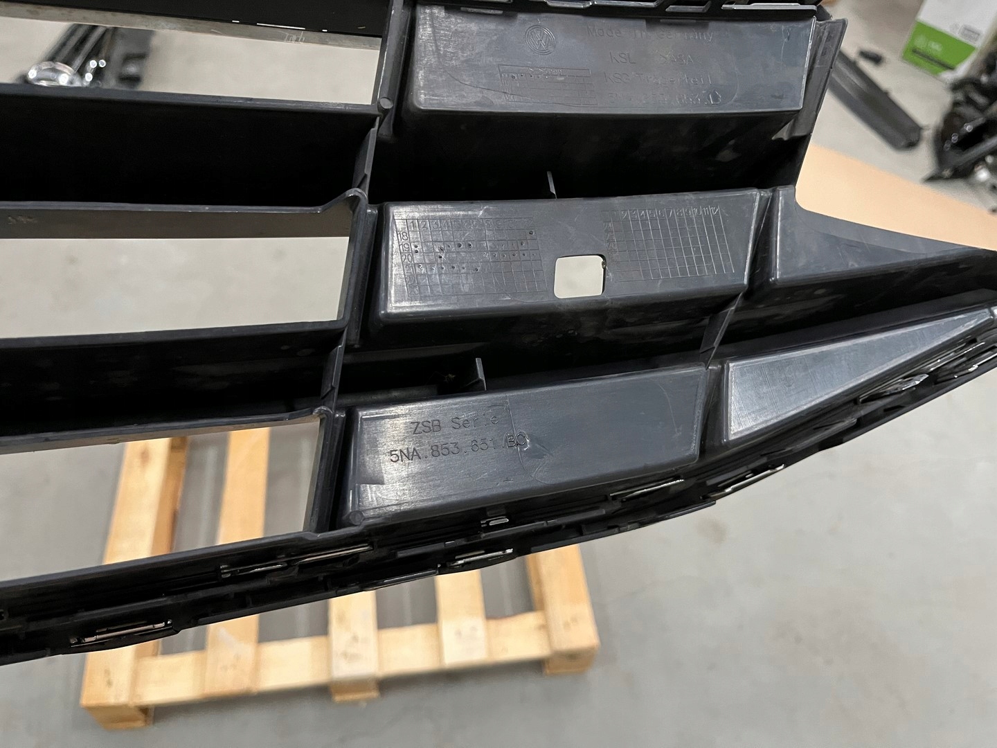 VW Tiguan Kühlergrill FRONTGRILL Kühlergitter 5NA853651BC - Thumbnail 11