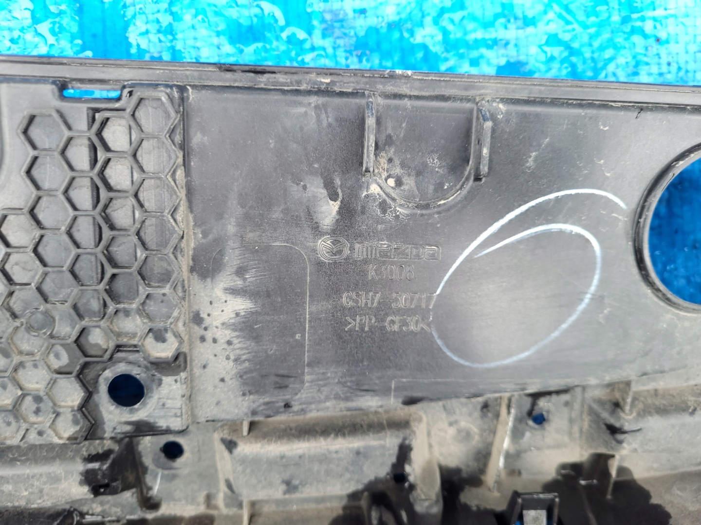 Mazda 6 GJ Kühlergrill FRONTGRILL Kühlergitter GSH750717G - Thumbnail 10