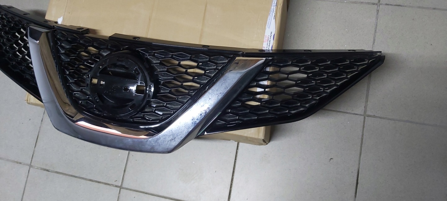 Nissan Qashqai J11 Kühlergrill FRONTGRILL Kühlergitter 623124EA0D - Thumbnail 2