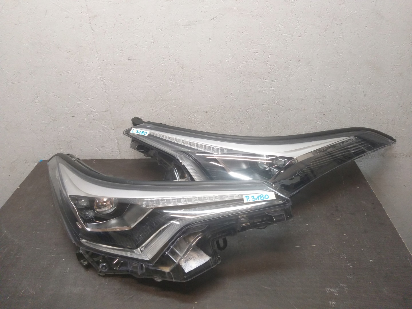 Frontscheinwerfer Toyota C-HR X20 81150F41700 LED Links Scheinwerfer Headlight - Thumbnail 9