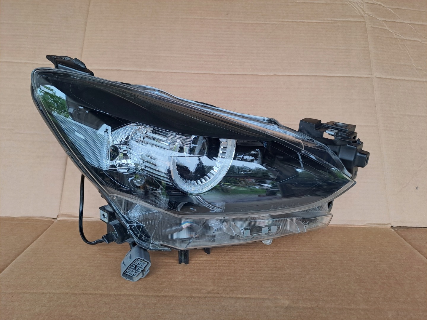 Frontscheinwerfer Mazda 2 II DE D43N51030 LED Rechts Scheinwerfer Headlight - Thumbnail 1