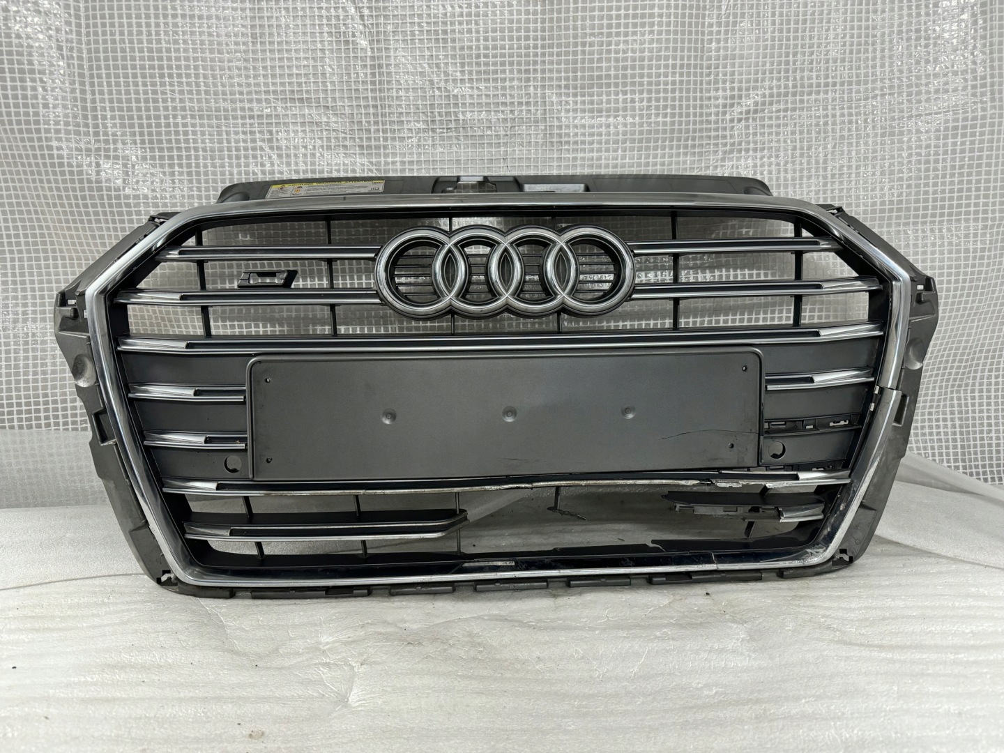 Audi A3 8V Kühlergrill FRONTGRILL Kühlergitter 8V3853651AE - Thumbnail 1