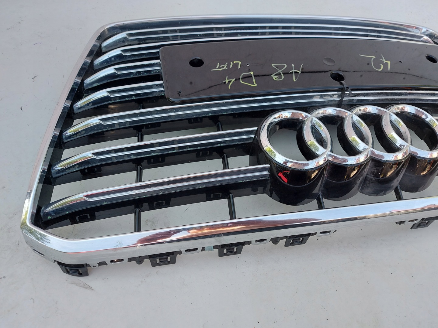 Audi A8 Kühlergrill FRONTGRILL Kühlergitter 4H0853651AL - Thumbnail 12