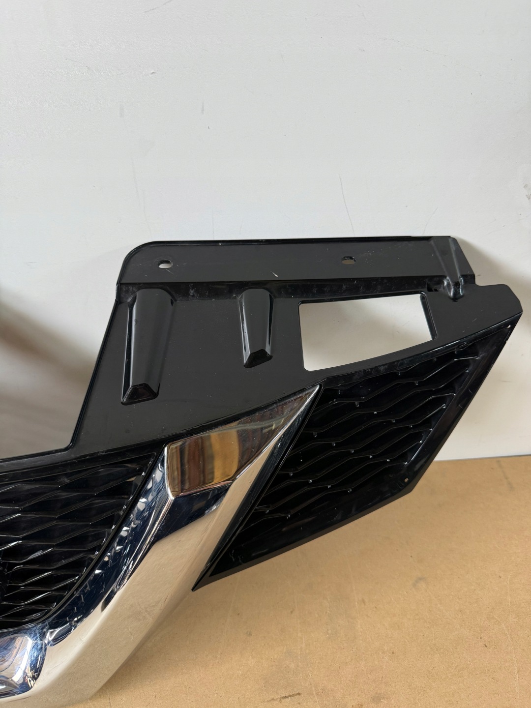Nissan X-Trail T32 Kühlergrill FRONTGRILL Kühlergitter 623104CE0A - Thumbnail 9