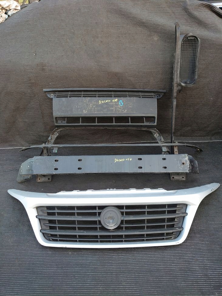 Fiat Ducato ZFA 240 Kühlergrill FRONTGRILL Kühlergitter 141318035070 - Thumbnail 1