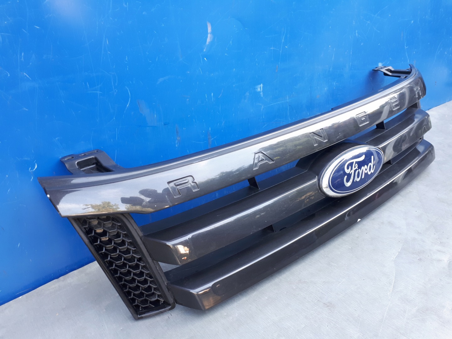 Ford Ranger 2 Mk2 Kühlergrill FRONTGRILL Kühlergitter AB398178AD - Thumbnail 2