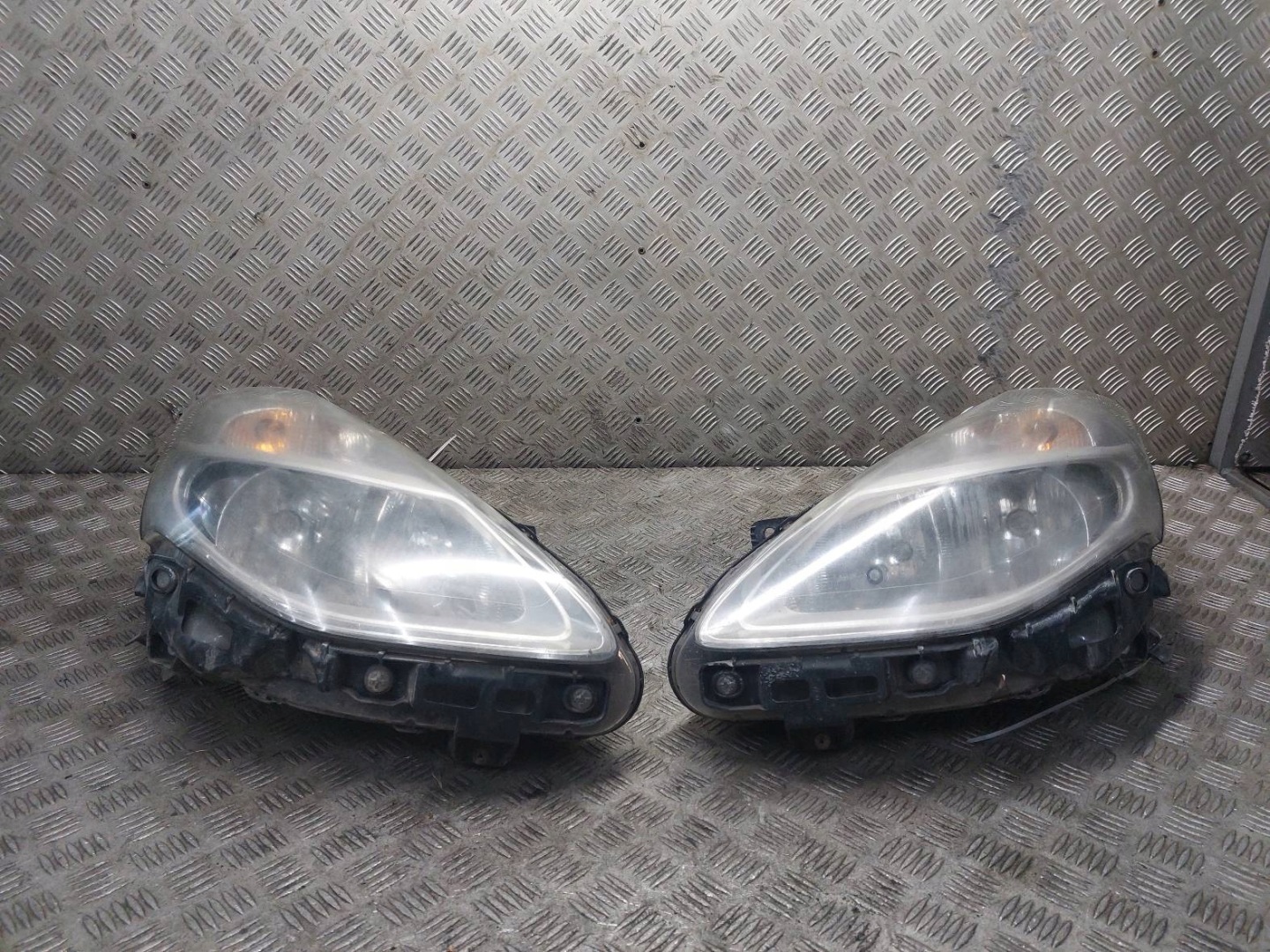 Frontscheinwerfer Renault Clio X98 820089249R LED Links Scheinwerfer Headlight - Thumbnail 1