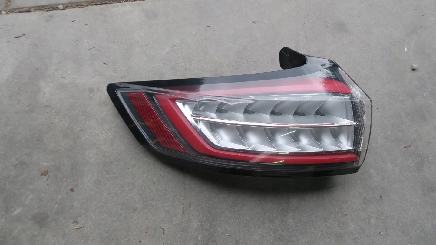 Ford Edge I SBF Mk1 Rückleuchte HT4B13405AROB Rearlamp - Thumbnail 1