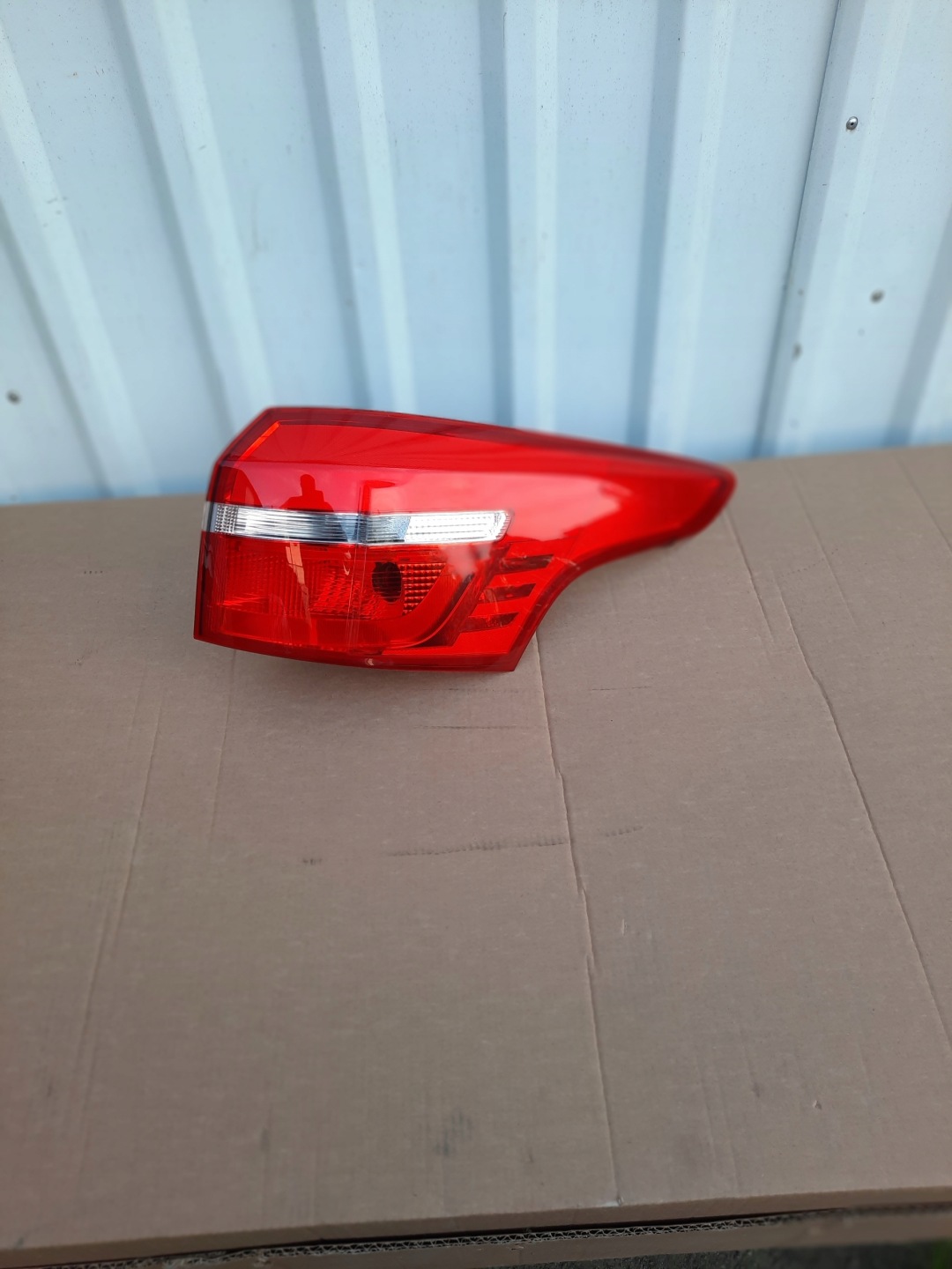 Ford Focus III Mk3 Rückleuchte F1EB13404DF1E Rearlamp - Thumbnail 1