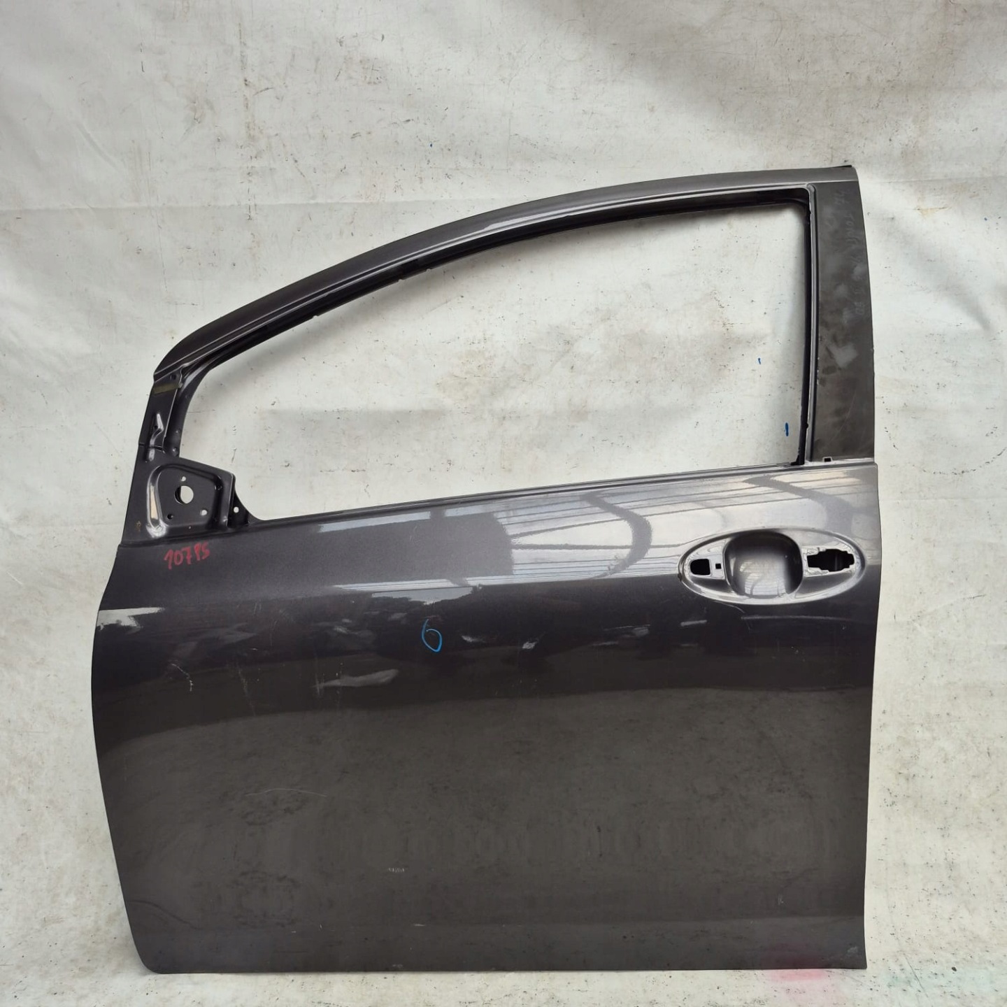 Toyota Yaris I P1 Tür Vorne Links Door Porta Porte - Thumbnail 1