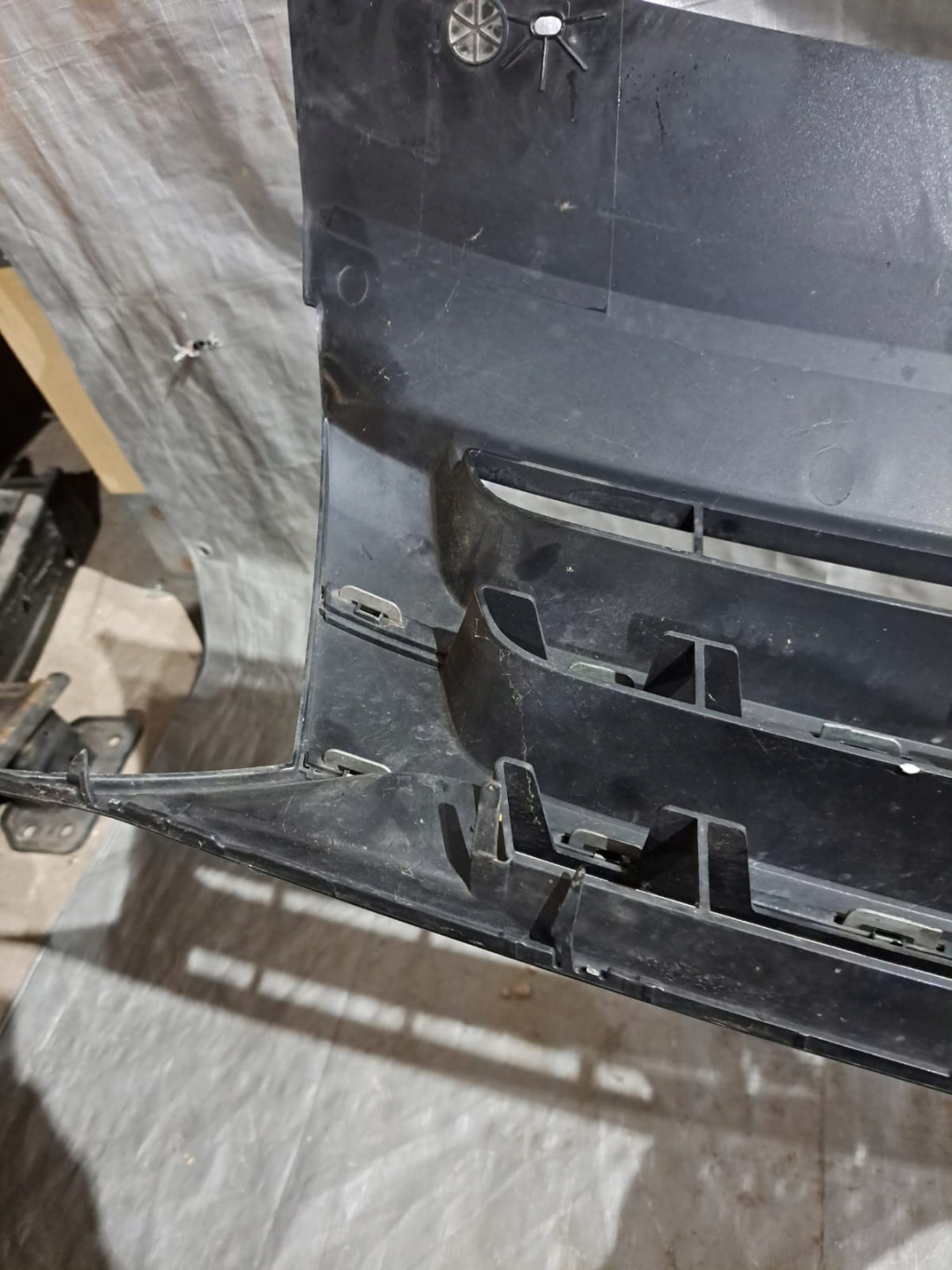 VW Transporter T5 Kühlergrill FRONTGRILL Kühlergitter 7E5853651D - Thumbnail 12