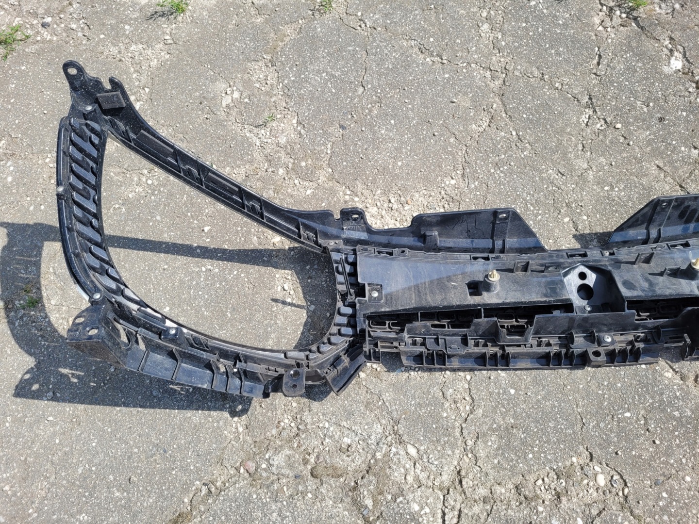 Suzuki Ignis I FH Kühlergrill FRONTGRILL Kühlergitter 7211262R07211 - Thumbnail 7