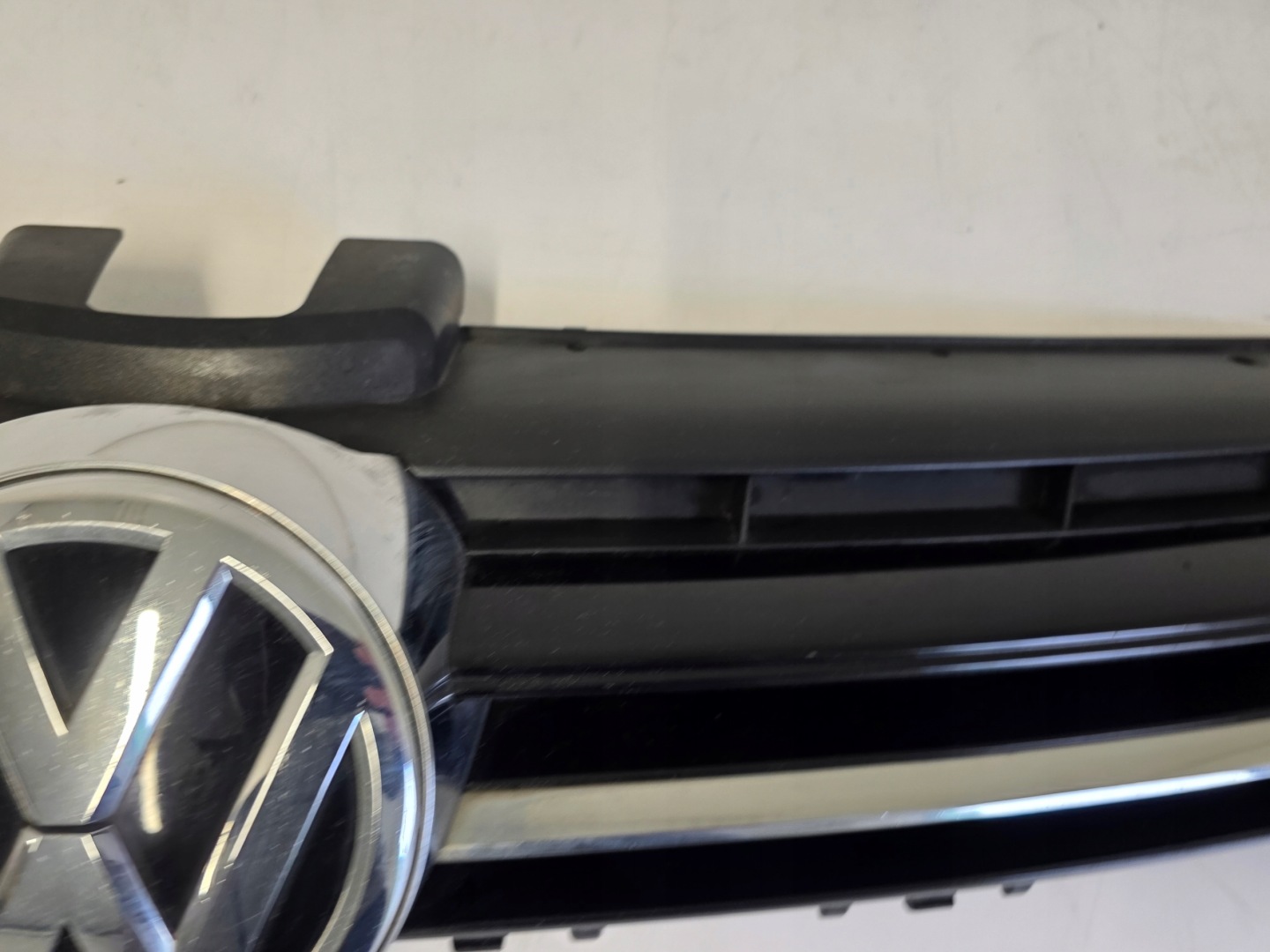 VW Golf V Kühlergrill FRONTGRILL Kühlergitter 5G0853653EA - Thumbnail 8