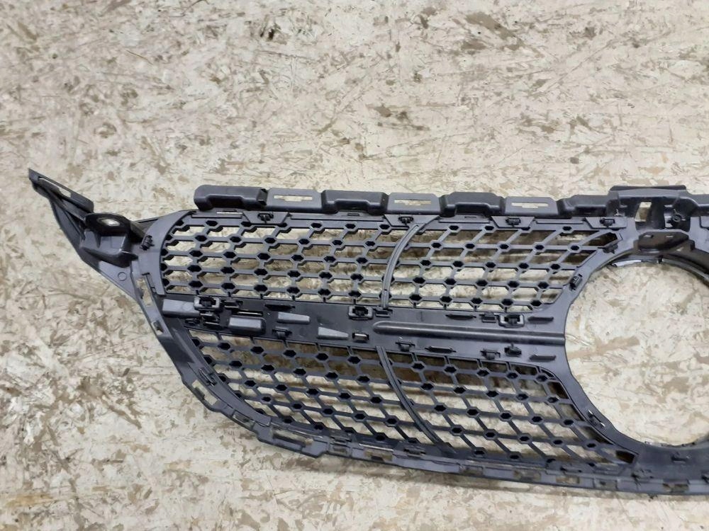 Mercedes-Benz C-Klasse W205 Kühlergrill FRONTGRILL Kühlergitter A2058804683 - Thumbnail 5