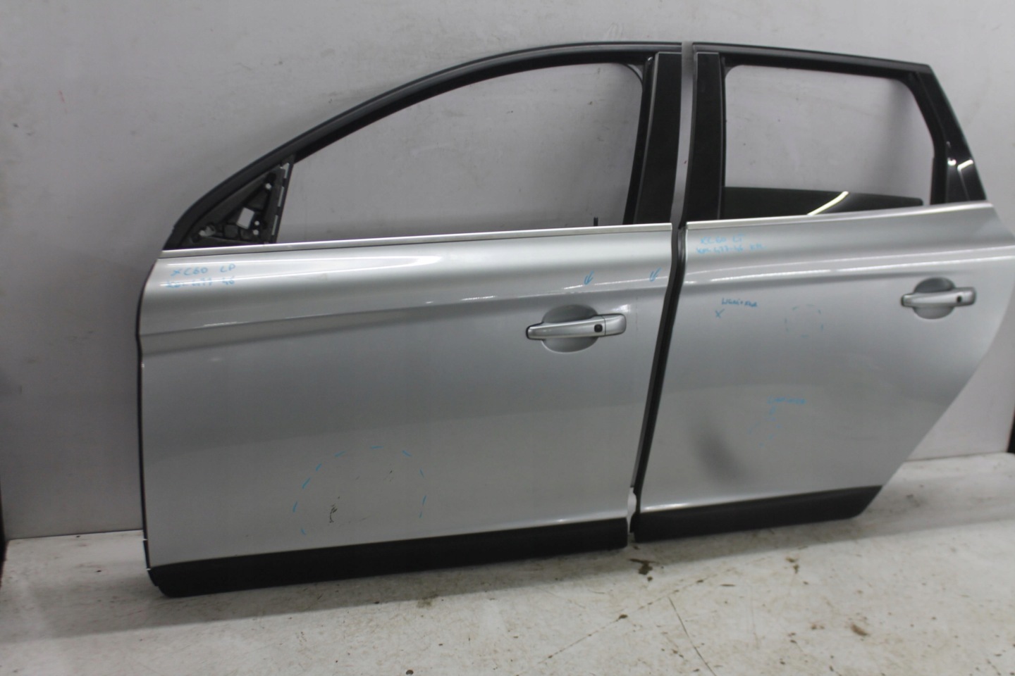Volvo XC60 Tür Vorne Links Door 47746081 Porta Porte - Thumbnail 1