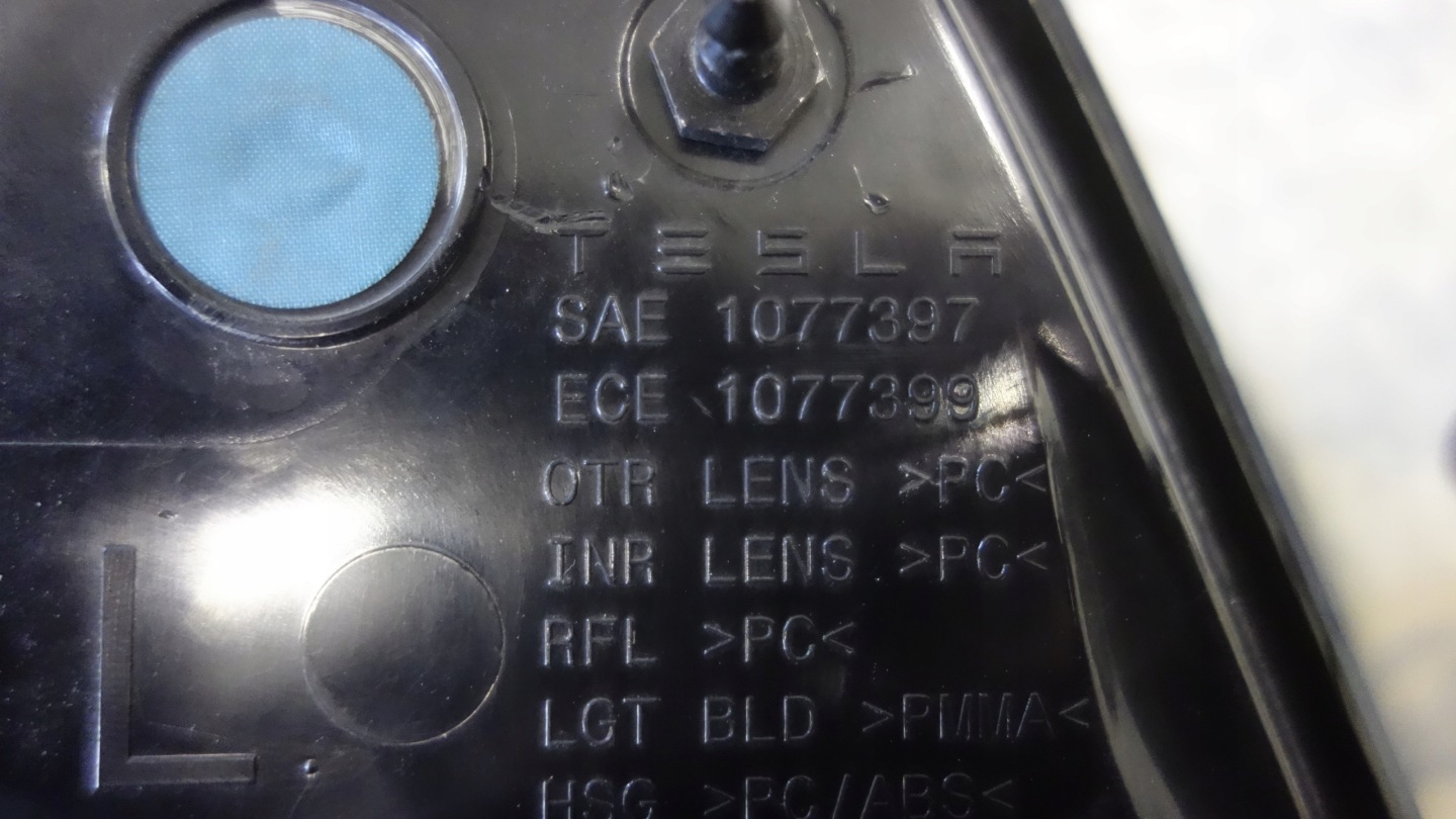 Tesla Model 3 003 Rückleuchte 107739700 Rearlamp - Thumbnail 6