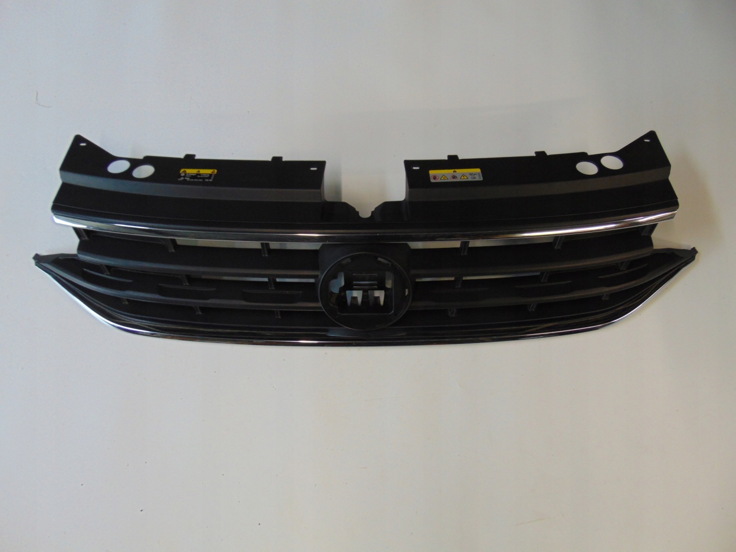 VW Tiguan Kühlergrill FRONTGRILL Kühlergitter 5NA853651BC - Thumbnail 1