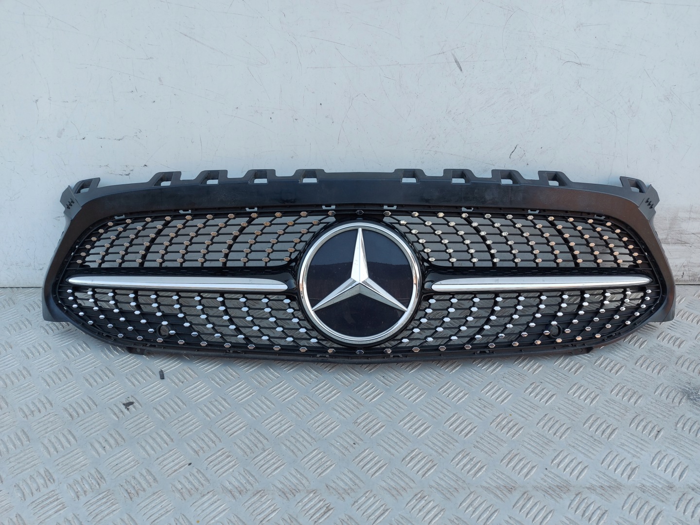 Mercedes-Benz C-Klasse W202 Kühlergrill FRONTGRILL Kühlergitter A2478882900 - Thumbnail 1