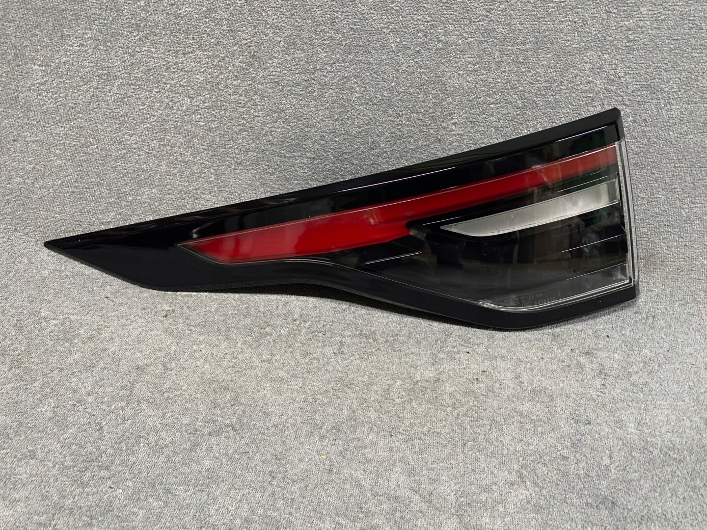 Land Rover Discovery LA Rückleuchte HY3213406 Rearlamp - Thumbnail 1