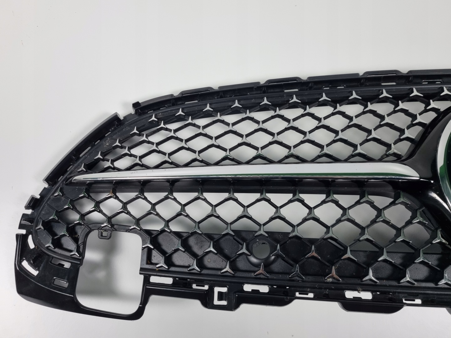 Mercedes-Benz C-Klasse W206 Kühlergrill FRONTGRILL Kühlergitter A2068882100 - Thumbnail 4