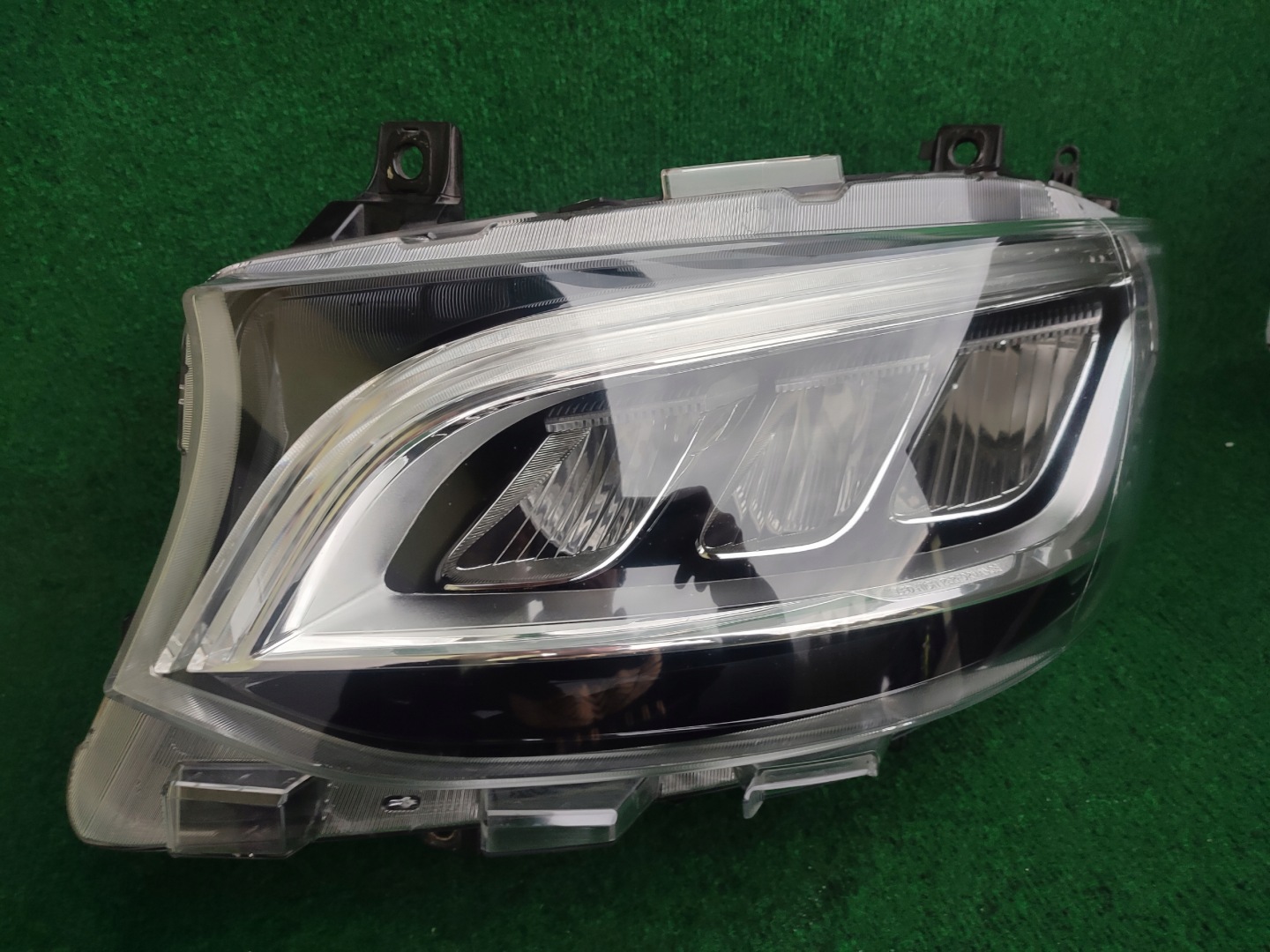 Frontscheinwerfer Mercedes-Benz Sprinter W907 A9109065700 LED Links Headlight - Thumbnail 1