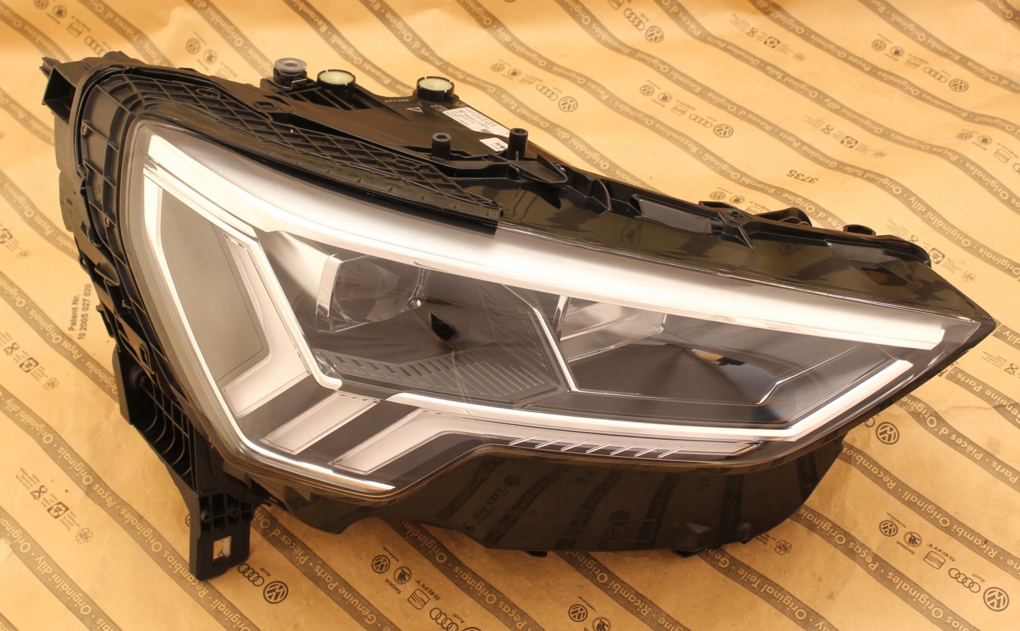 Frontscheinwerfer Audi Q3 83A941774 LED Rechts Scheinwerfer Headlight - Thumbnail 1