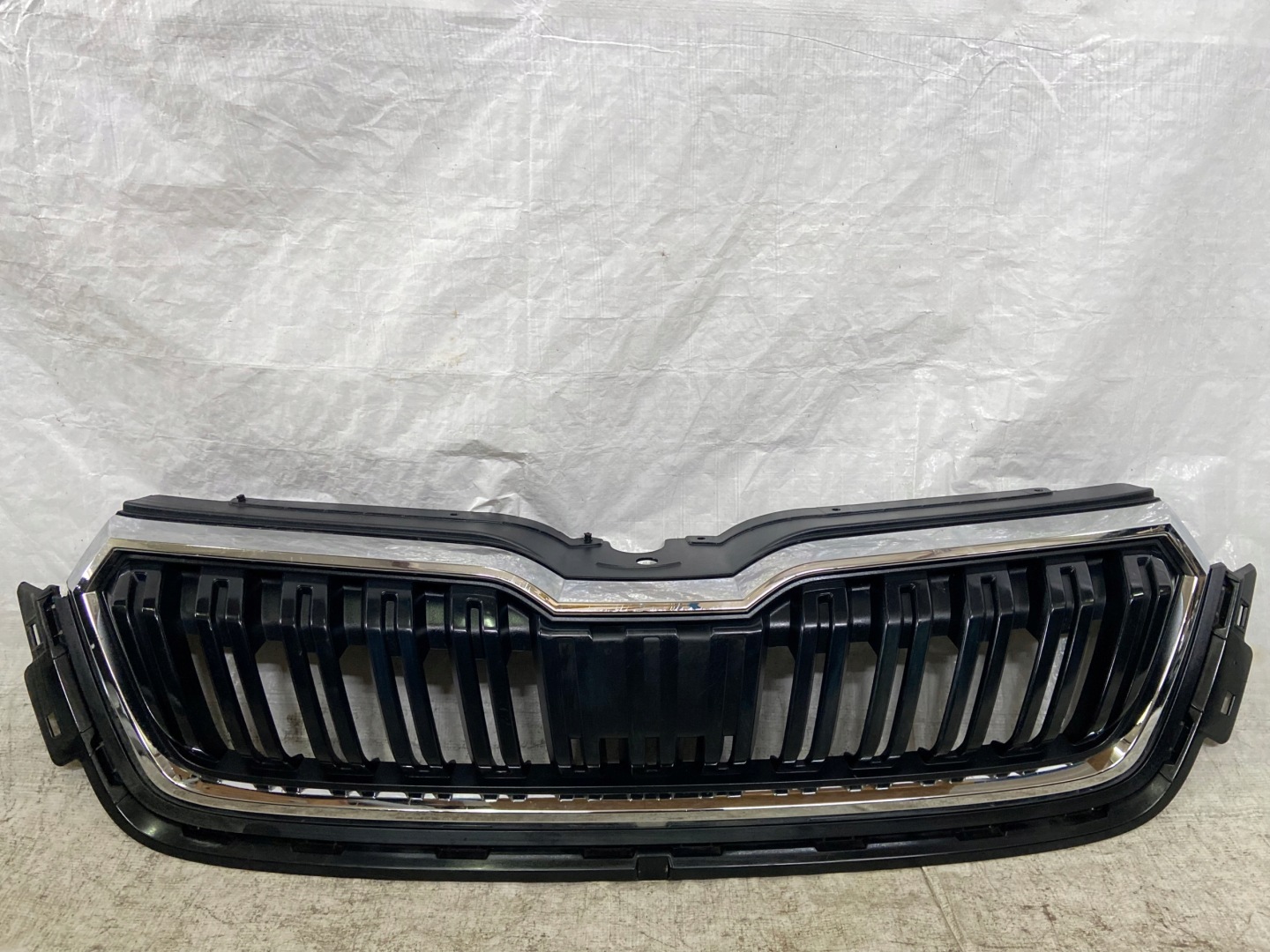 Skoda Kamiq 658 Kühlergrill FRONTGRILL Kühlergitter 658853653 - Thumbnail 1