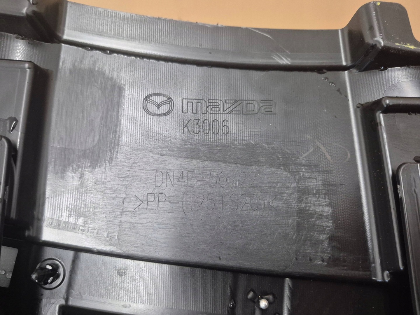 Mazda MX-30 Kühlergrill FRONTGRILL Kühlergitter DN4E50717P - Thumbnail 9