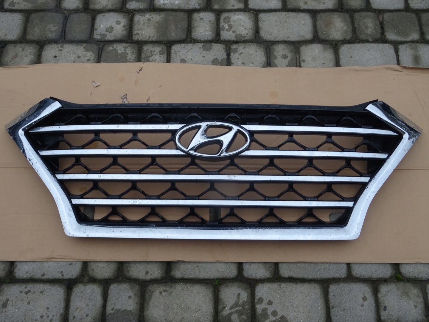 Hyundai Tucson NX4E Kühlergrill FRONTGRILL Kühlergitter - Image 1
