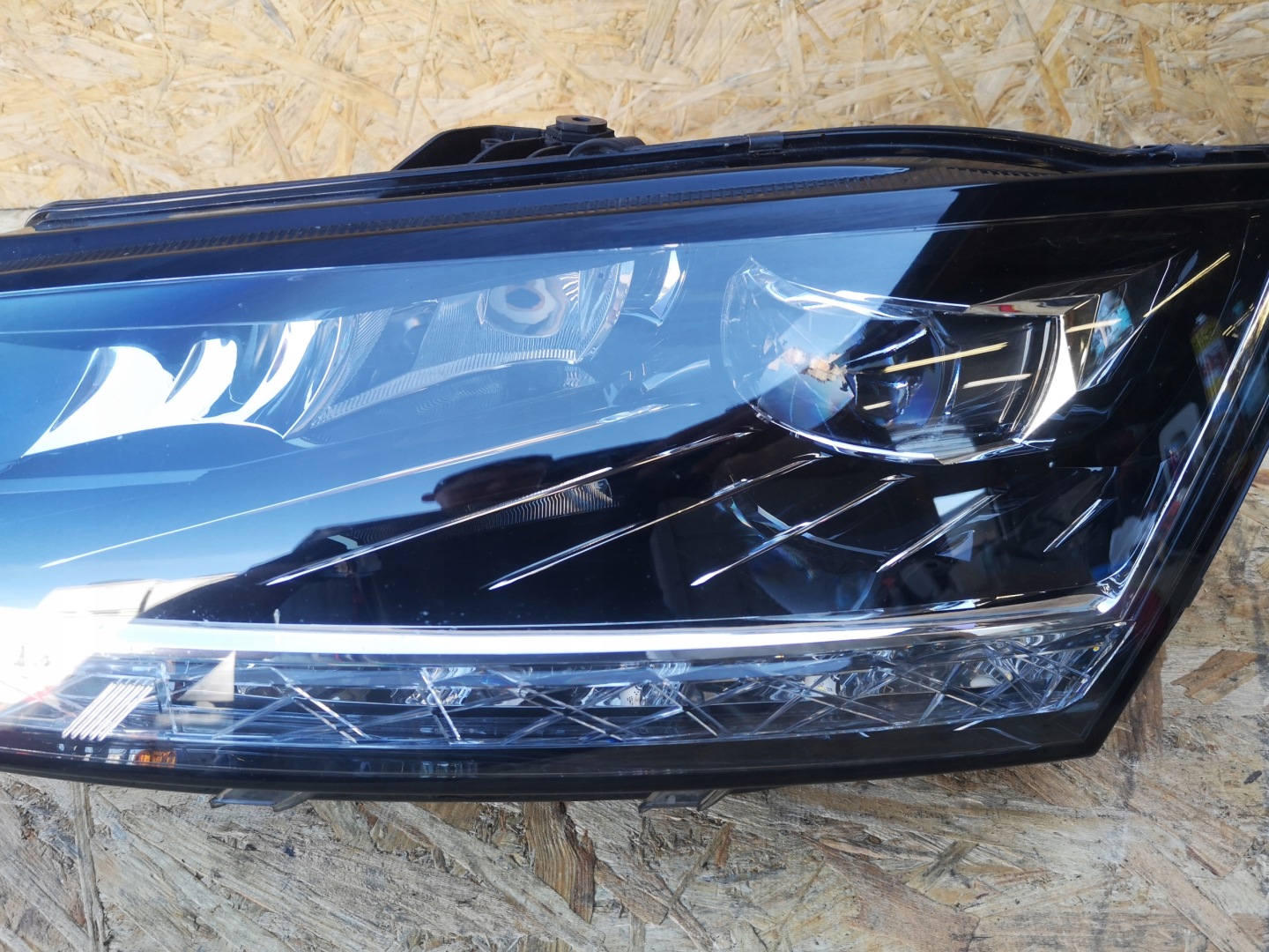 Skoda Fabia 6Y Rückleuchte 6V1941015F Rearlamp - Thumbnail 6